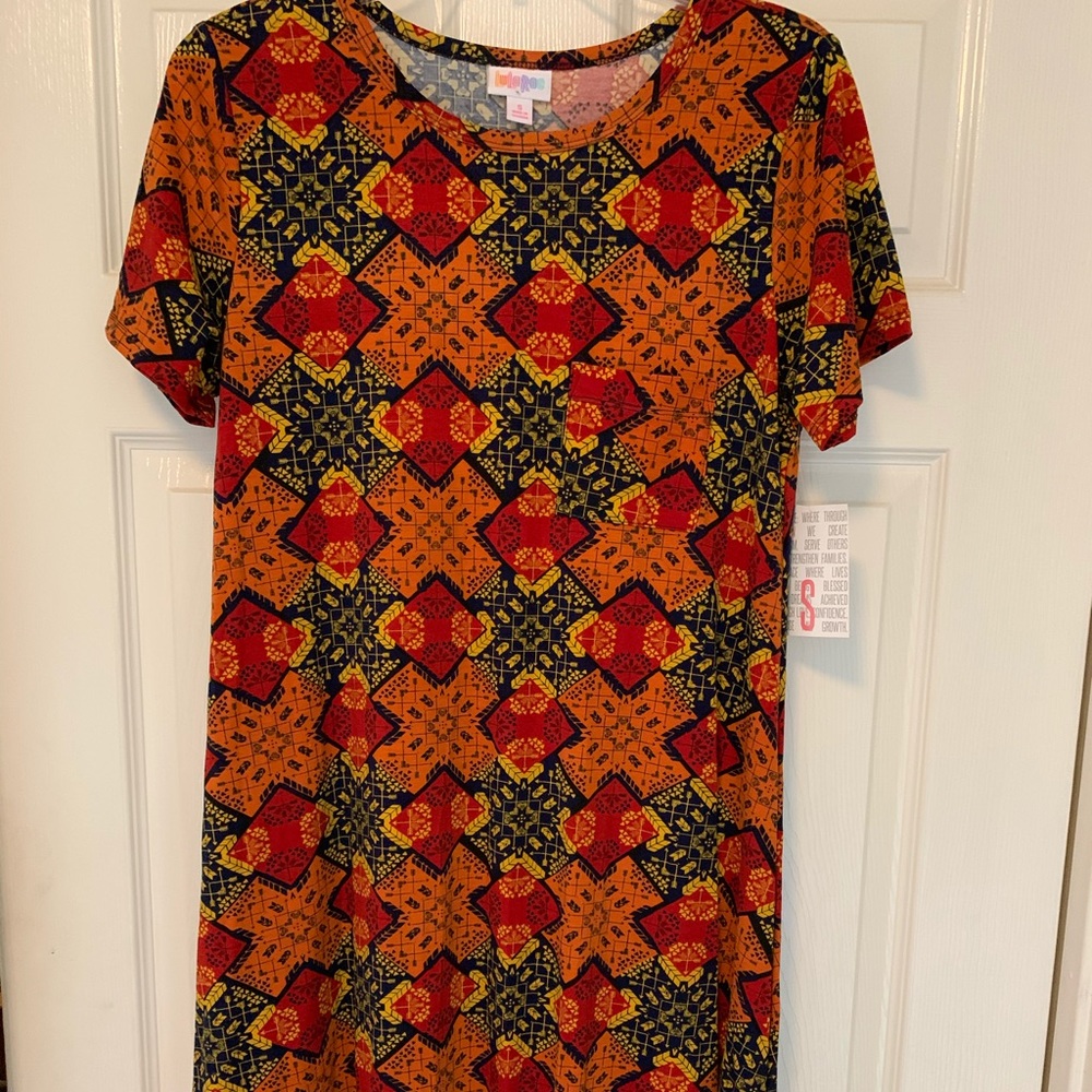 New with tags Lularoe Small Carly dress